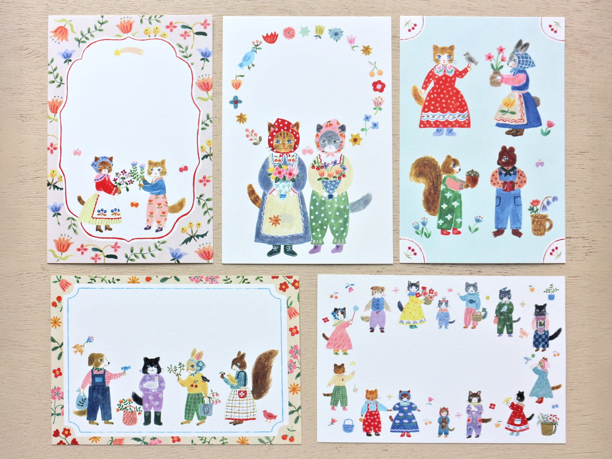 Aiko Fukawa Postcard Writing Pad - Little Fluffy Friends