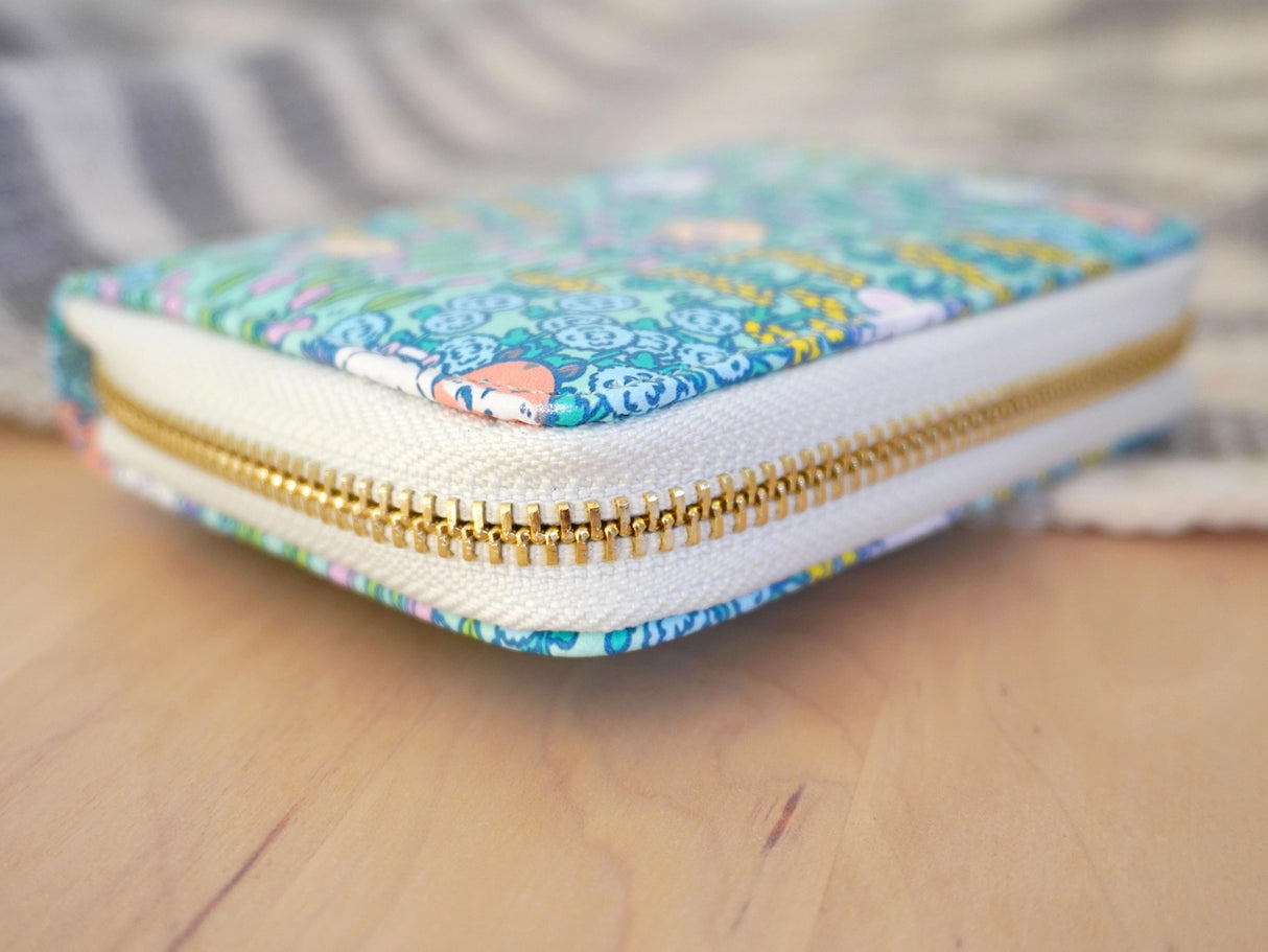 Hamster Meadow Pattern Zipper Wallet