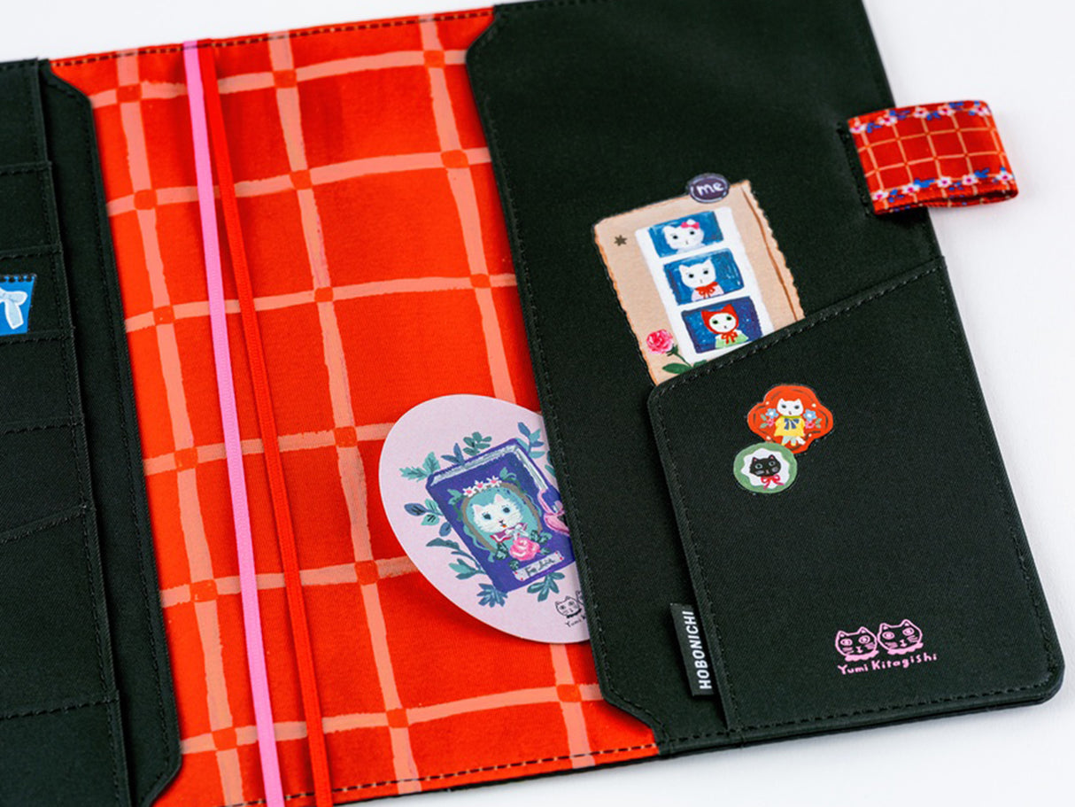 Hobonichi Techo A5 Cousin Cover - Yumi Kitagishi: White Cat's Daily Life