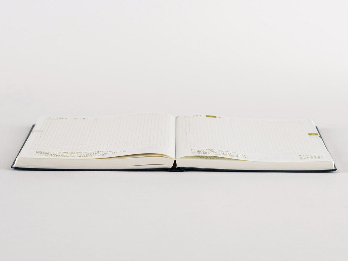 Hobonichi Techo A5 Hon 2027 - Slash (Navy)