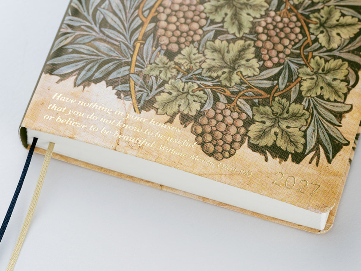 Hobonichi Techo A6 Hon 2027 - V&A Series: Vine