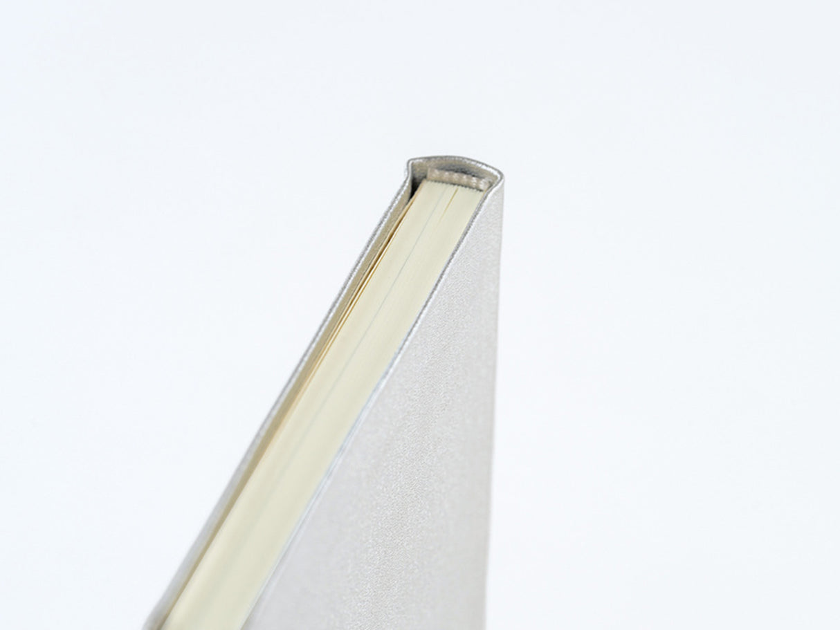 Hobonichi Techo Weeks 2027 - Leather: Noble Silver