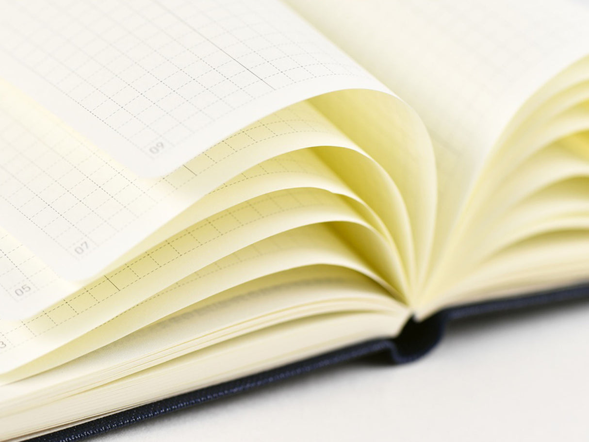 Hobonichi Techo Weeks 2027 - Moomin: At the Table