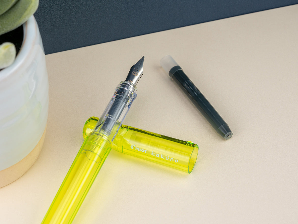 Pilot Kakuno Fountain Pen - Green