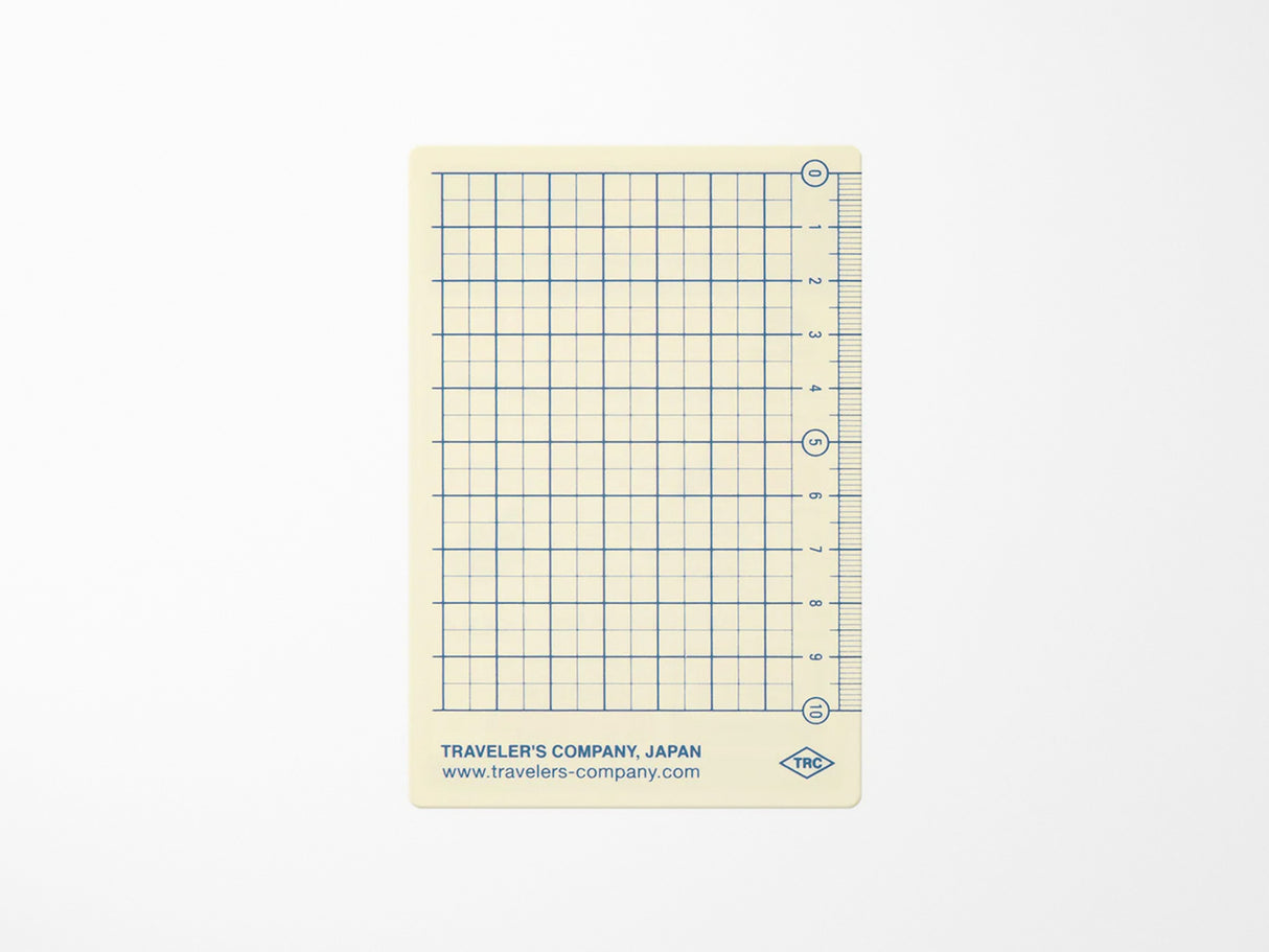 TRAVELER'S Notebook 2026 Plastic Sheet - Passport Size