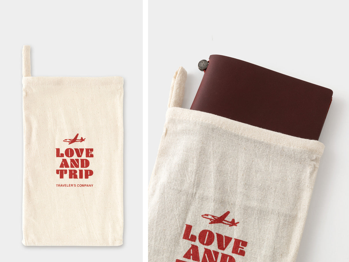 TRAVELER'S Notebook Regular Size - Love and Trip Red Limited Edition