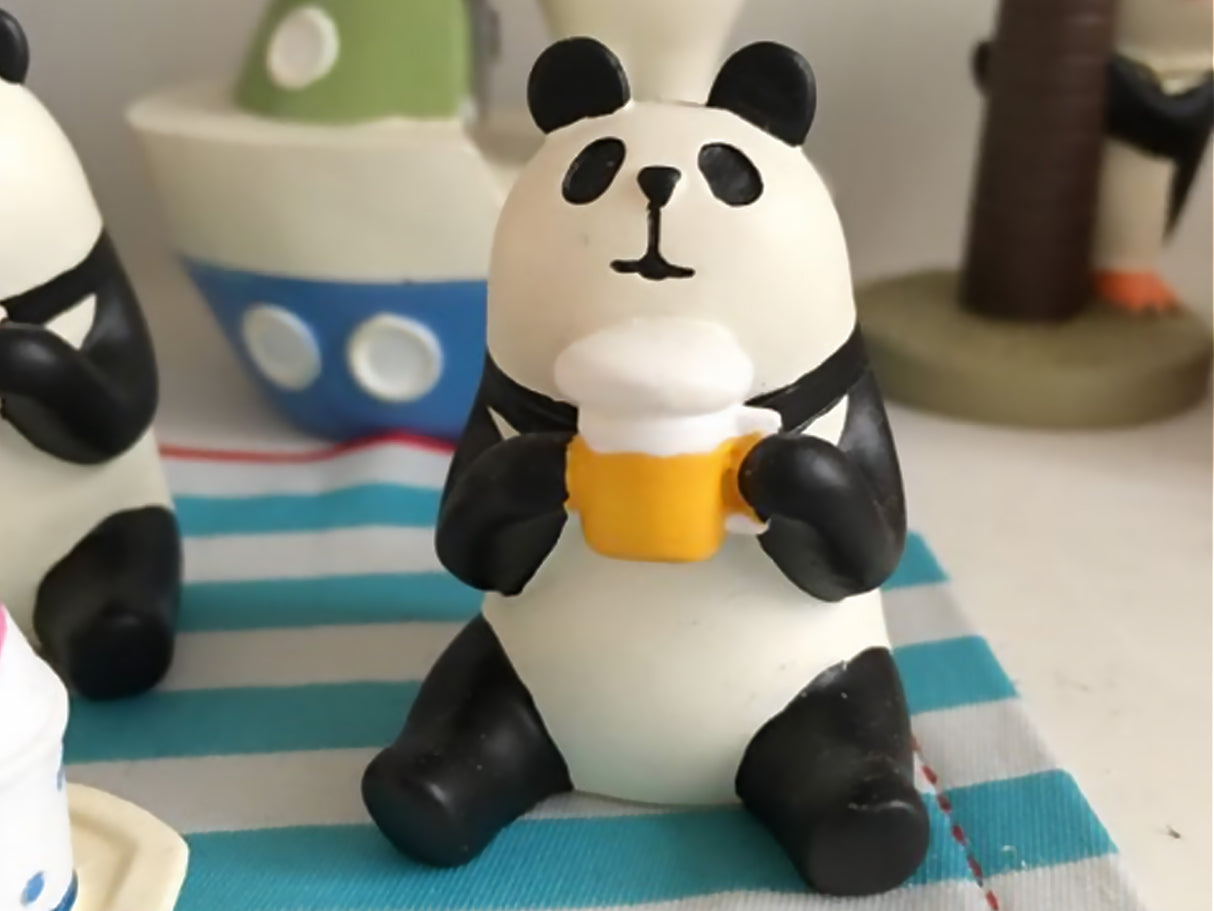 Concombre Figurine Panda with Beer