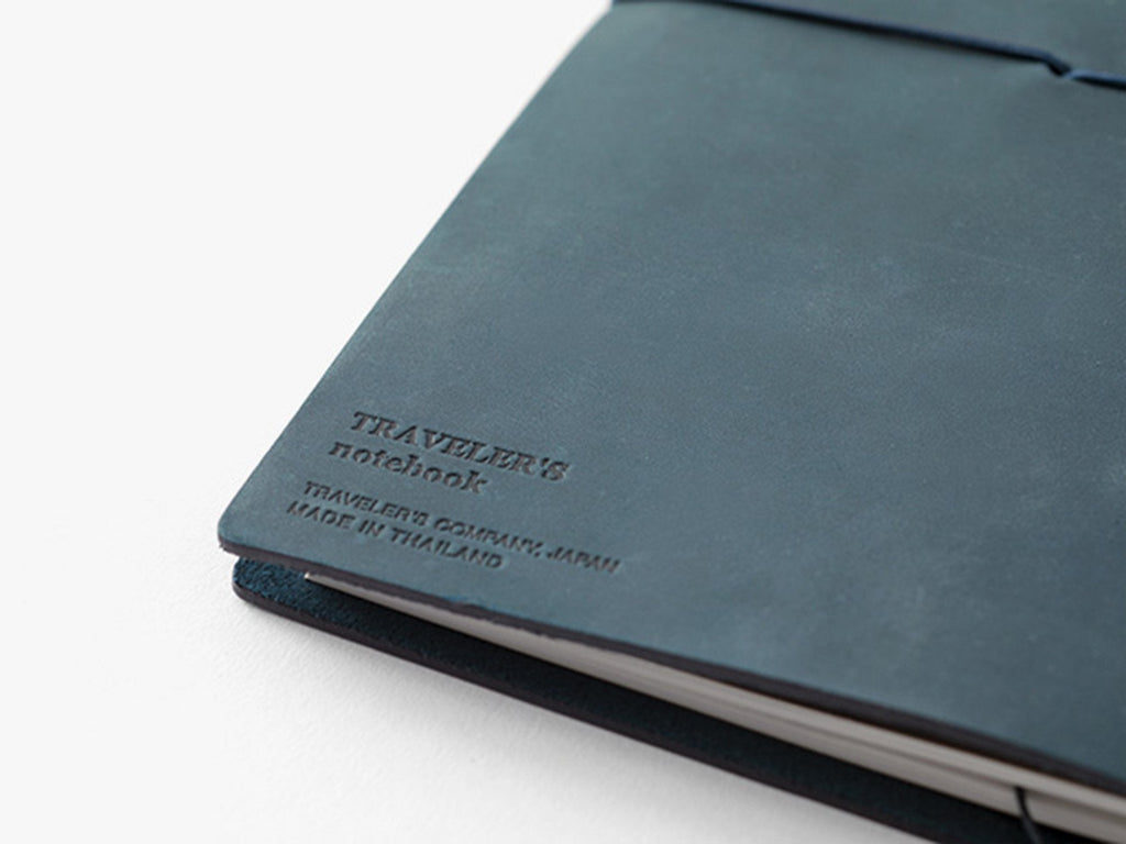 TRAVELER'S Notebook Regular Size - Navy Blue
