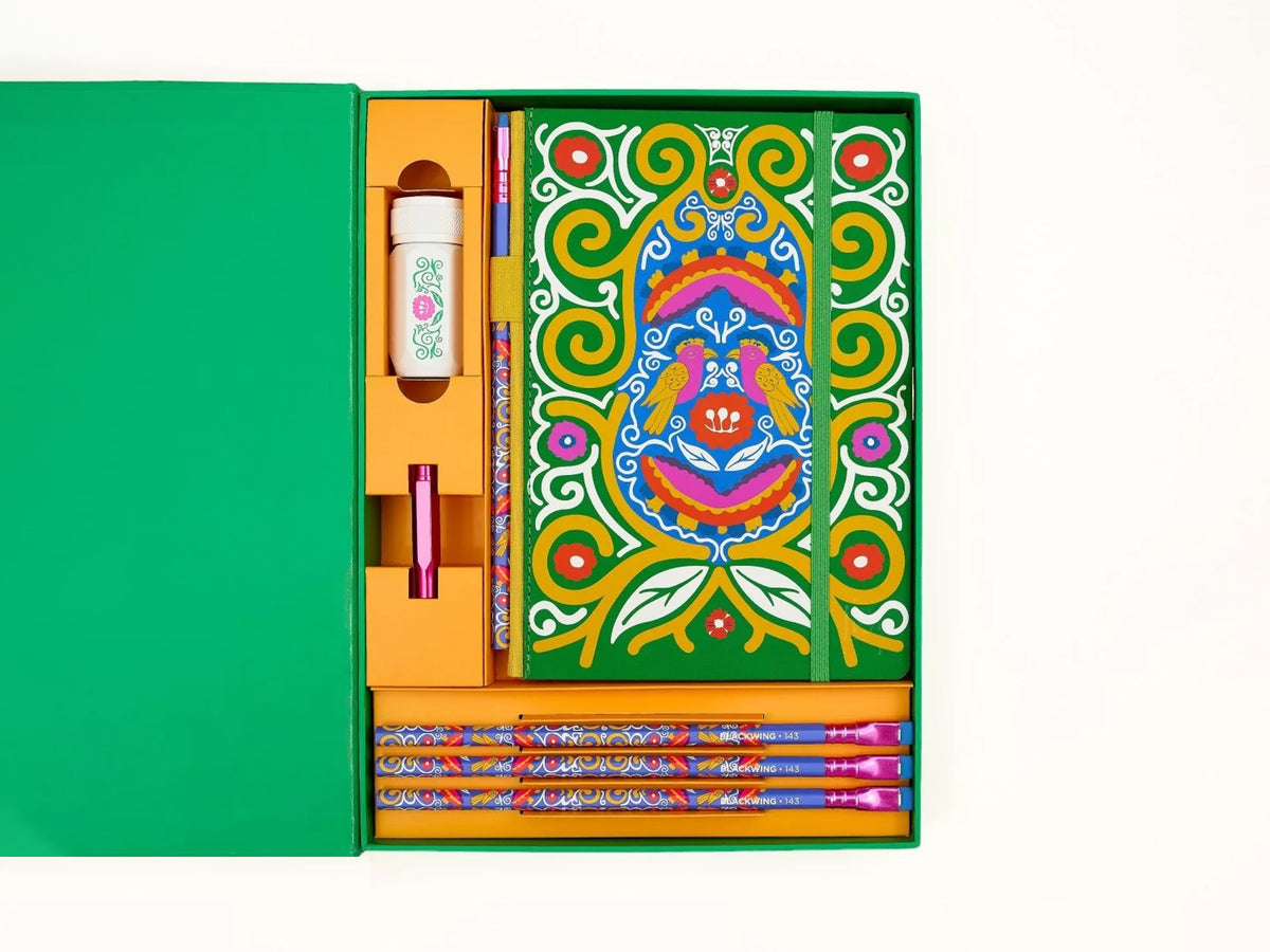 Blackwing Volume 143 - Frida Kahlo Notebook Essentials Set