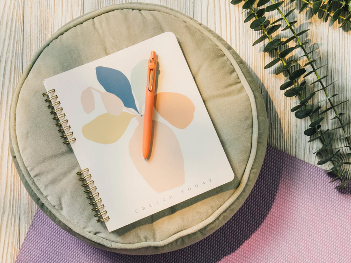 Uni-Ball Zento Gel Pen