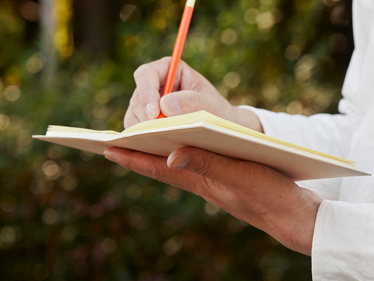 MD Notebook Hard Cover A5 Square Paper A