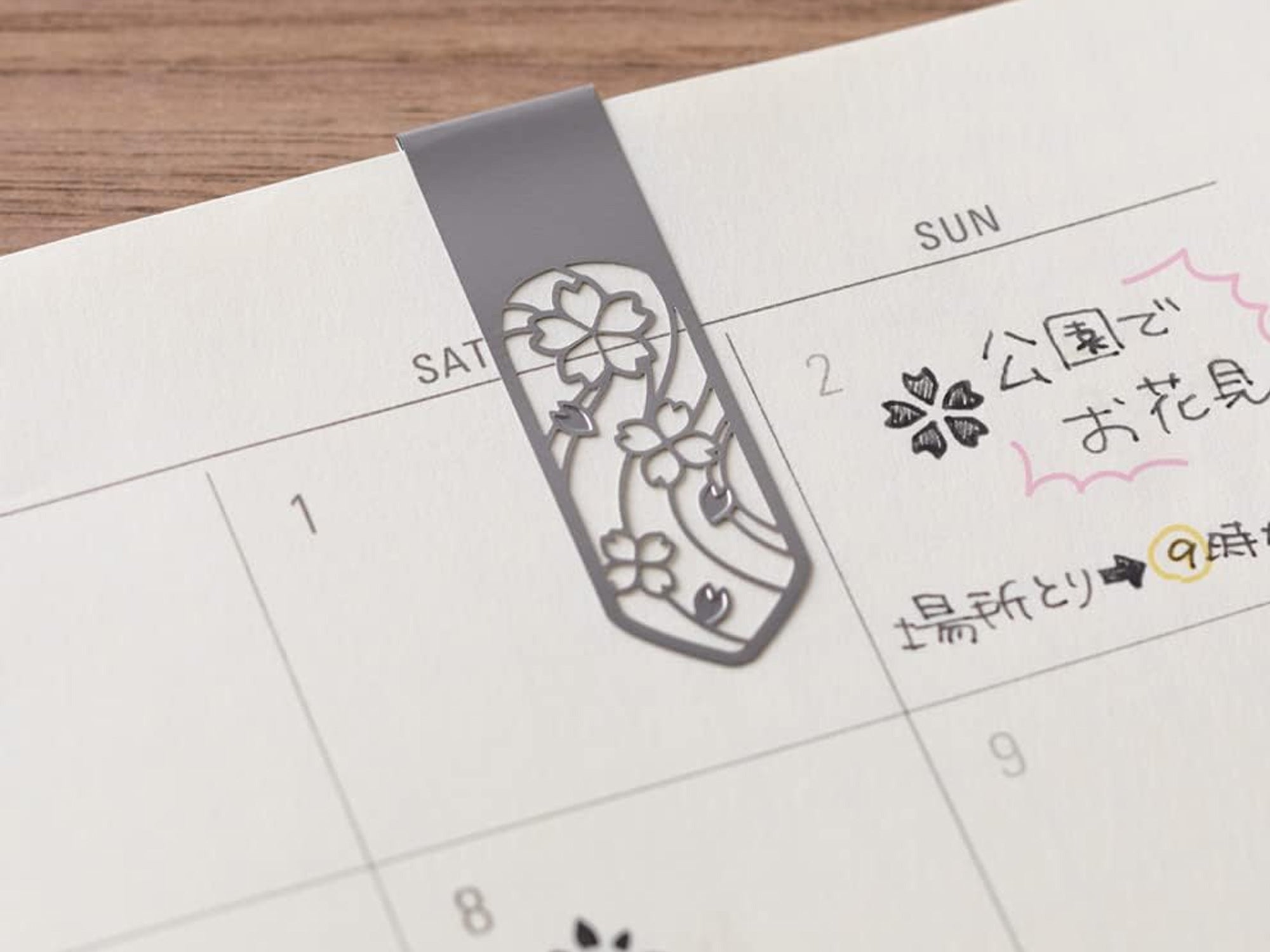 Midori Clip Bookmarker - Flower – Jenni Bick Custom Journals
