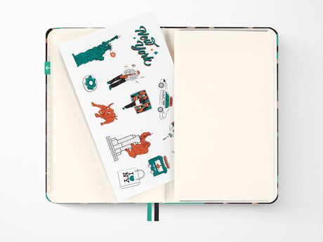 New York Travel Guide LUXE x Moleskine