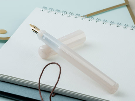 Pilot Kakuno Fountain Pen - Madoromi – Cumulus White