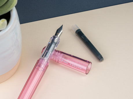 Pilot Kakuno Fountain Pen - Pink