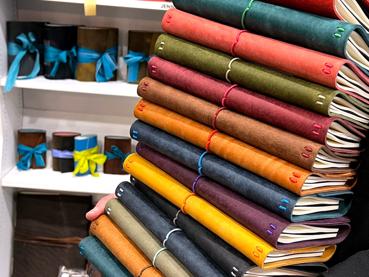 Pueblo Luxury Tri-Fold Refillable Leather Journal