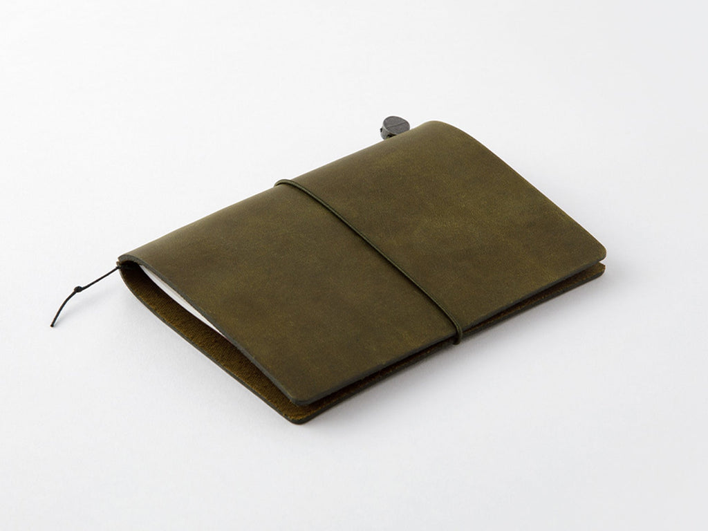 TRAVELER'S Notebook Passport Size - Olive