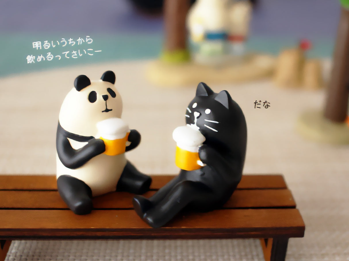 Concombre Figurine Panda with Beer