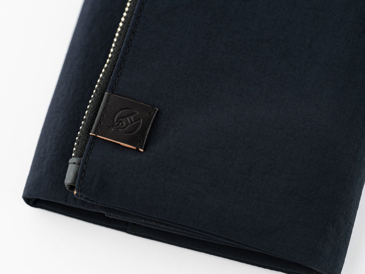 Hobonichi Techo Weeks Cover - Tragen: Black