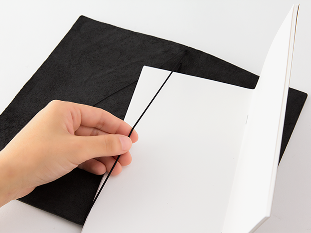 013 Lightweight Paper Refill TRAVELER'S Notebook - Regular Size