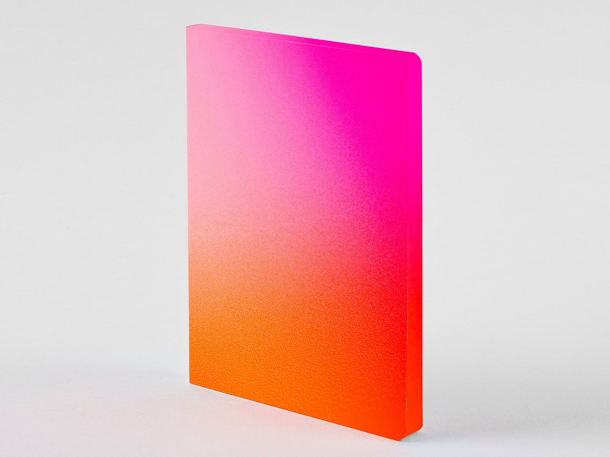 Nuuna-Color-Clash-Burn-
