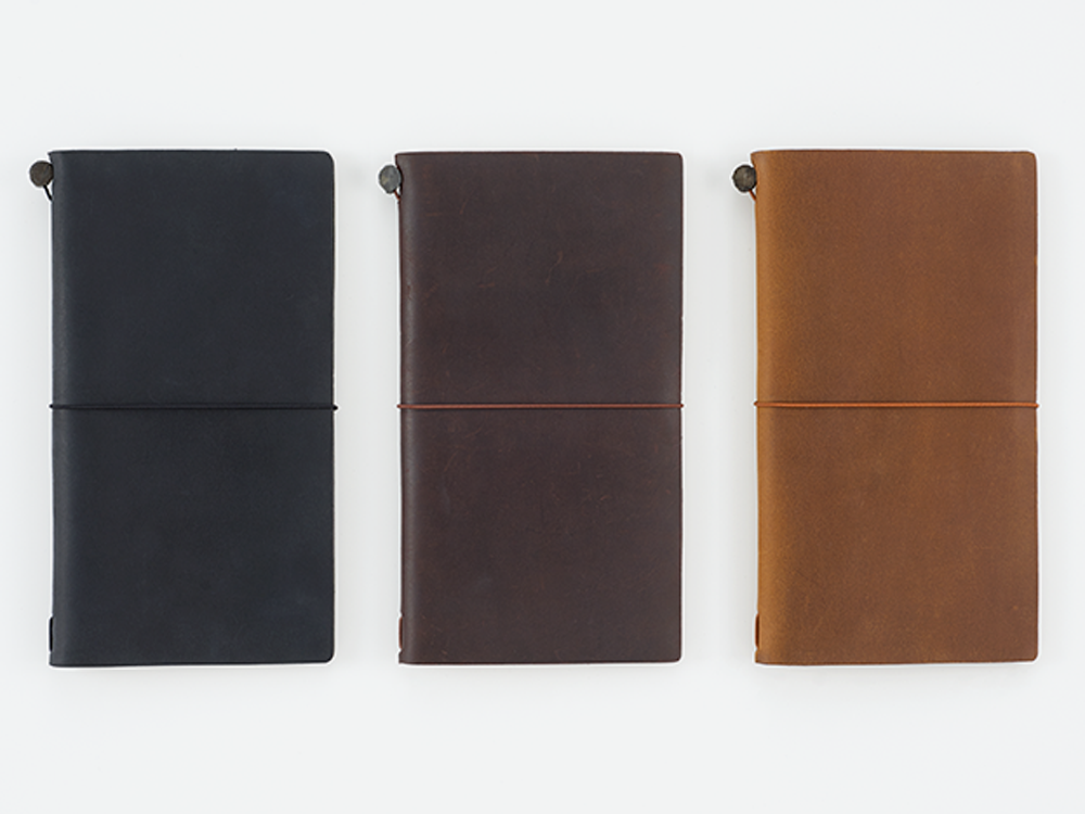 TRAVELER'S Notebook Regular Size - Black